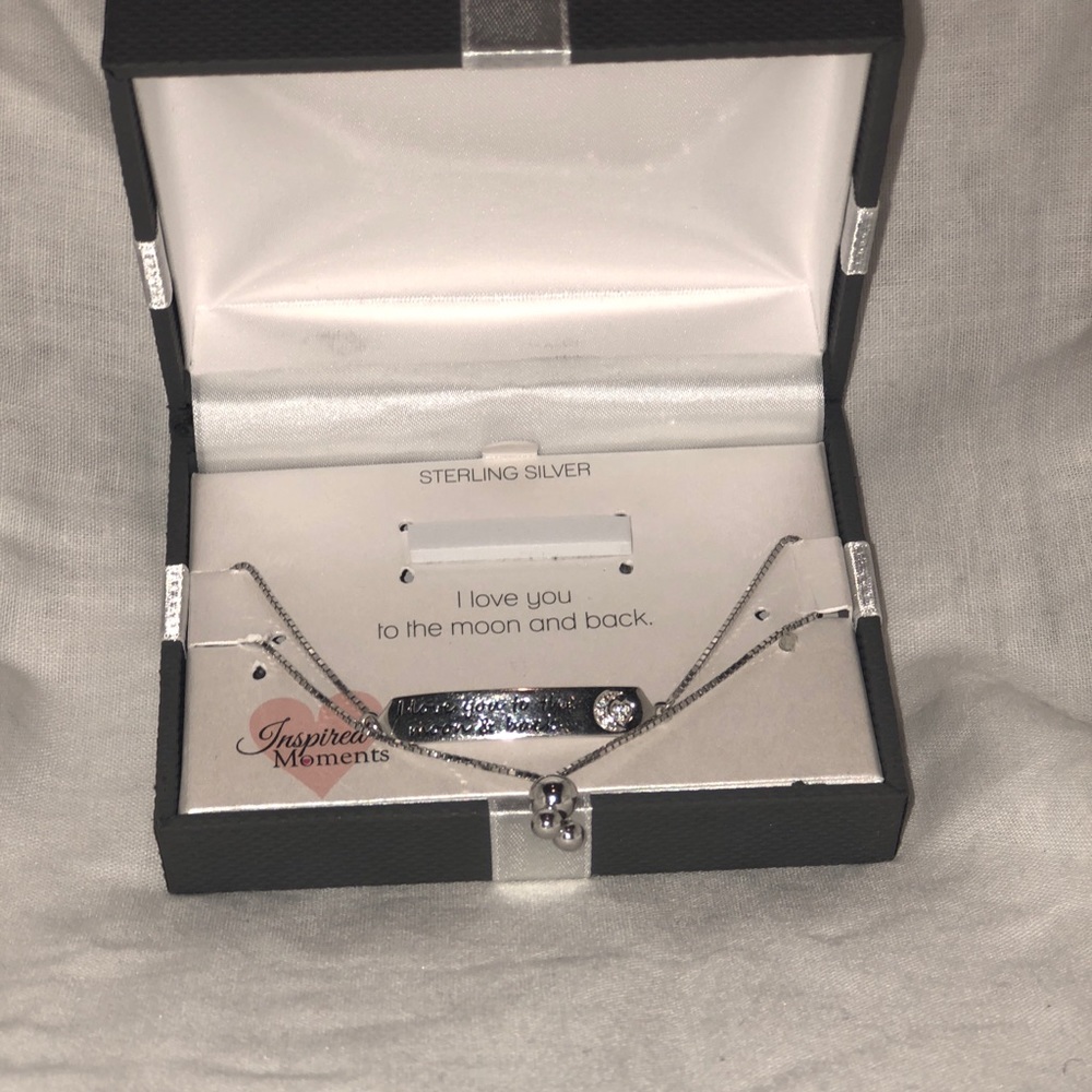 Sterling Silver Bracelet with 6 small Diamonds
